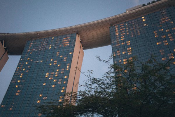 Comment configurer un serveur DNS pour une résolution rapide des noms de domaine?